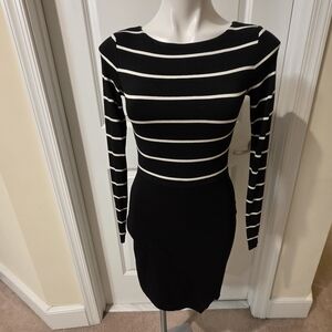 Bailey 44 Dress Size Small